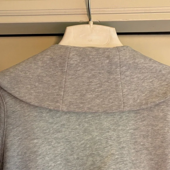 Ralph Lauren Light Gray Ruffle Sweater - Picture 7 of 7